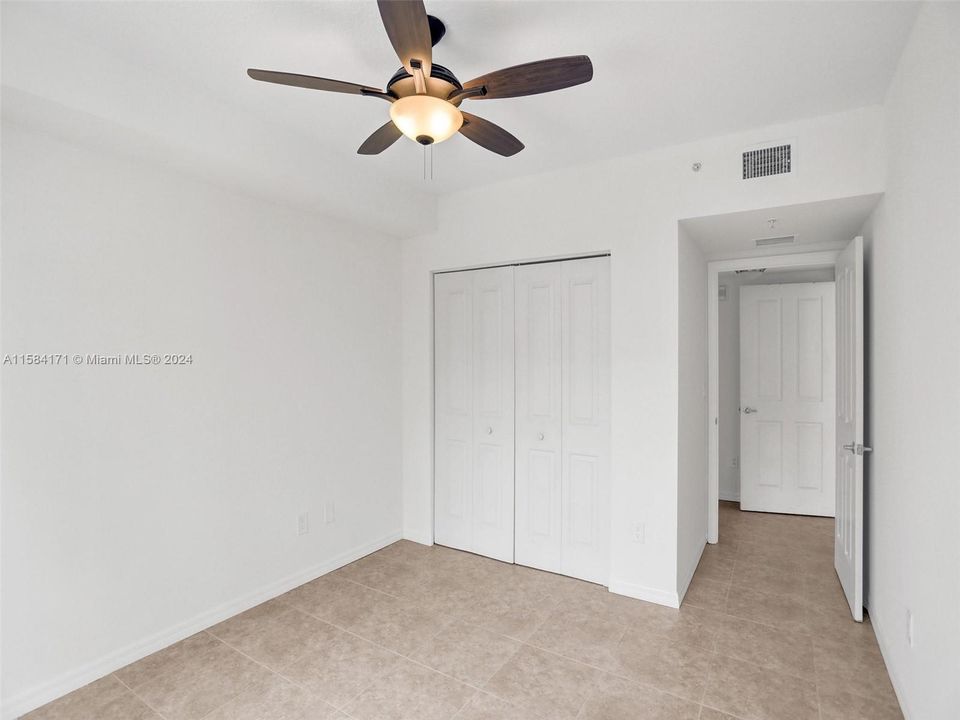 For Rent: $3,500 (2 beds, 2 baths, 1138 Square Feet)