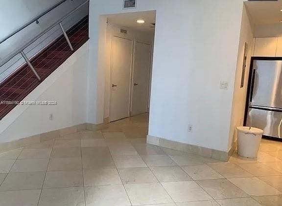 For Sale: $500,000 (1 beds, 1 baths, 1024 Square Feet)