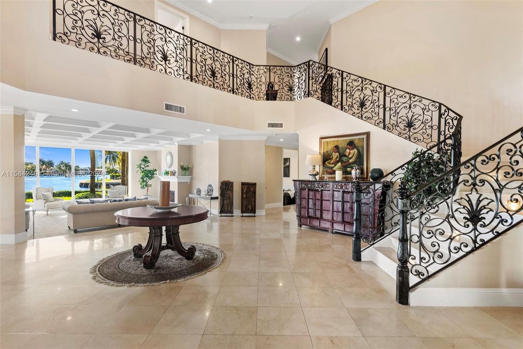 For Sale: $12,900,000 (7 beds, 9 baths, 6996 Square Feet)