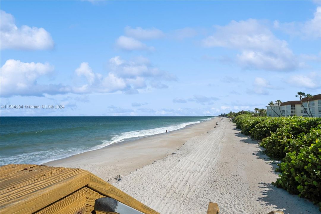 over 700 ft over private beach