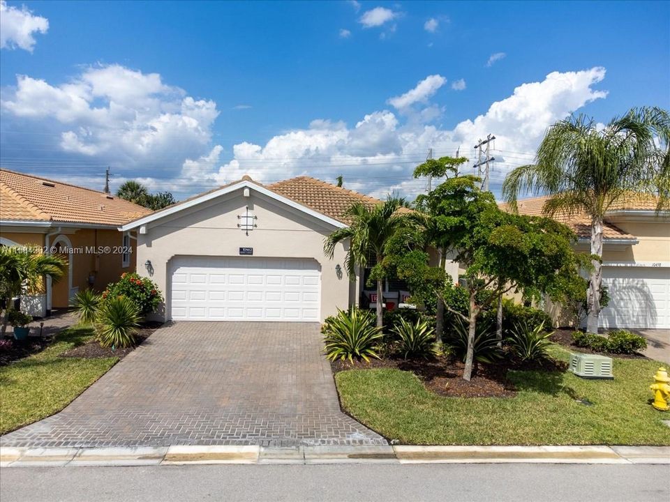 Recently Sold: $619,900 (2 beds, 2 baths, 0 Square Feet)