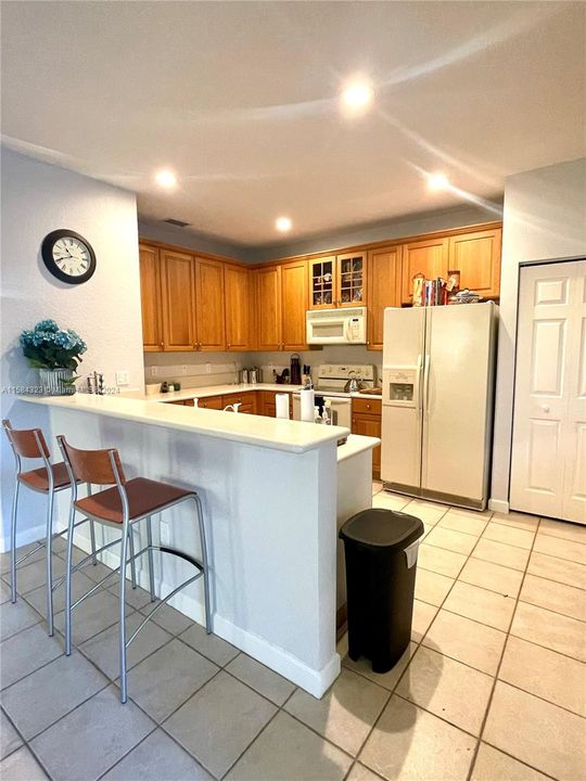 Recently Rented: $5,000 (3 beds, 2 baths, 2147 Square Feet)