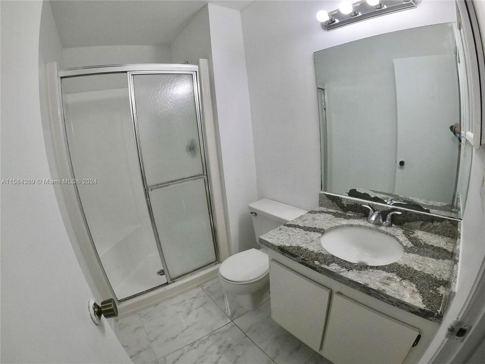 待售: $265,000 (2 贝兹, 2 浴室, 1190 平方英尺)