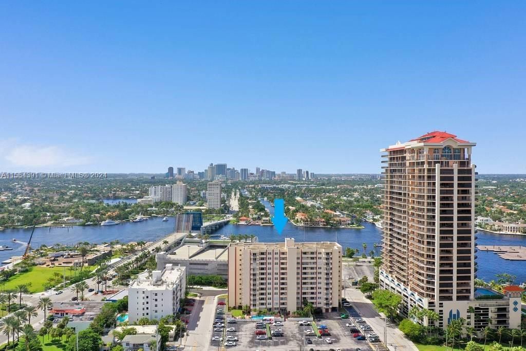 Active With Contract: $1,645 (1 beds, 1 baths, 647 Square Feet)