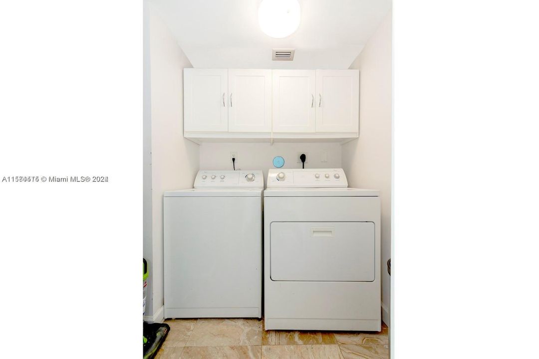 For Rent: $5,200 (3 beds, 2 baths, 1566 Square Feet)