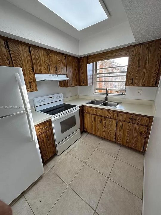 For Rent: $1,450 (1 beds, 1 baths, 0 Square Feet)