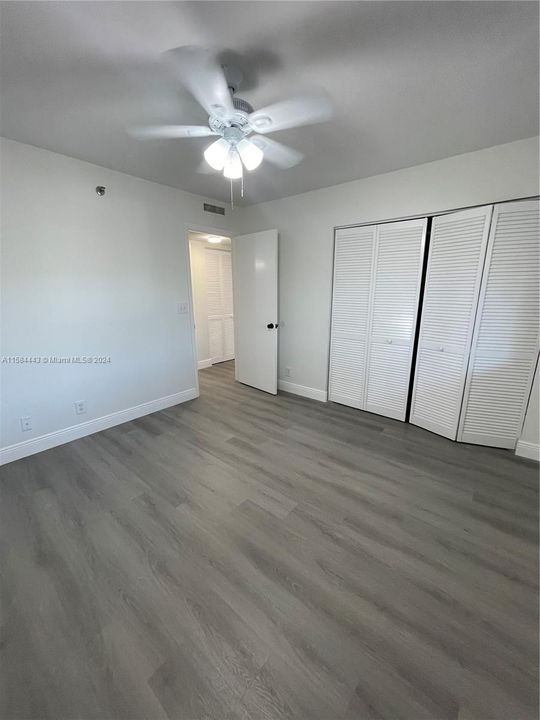 For Sale: $345,868 (2 beds, 2 baths, 1222 Square Feet)