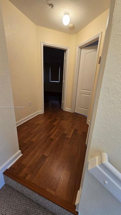 For Rent: $2,245 (2 beds, 2 baths, 1205 Square Feet)