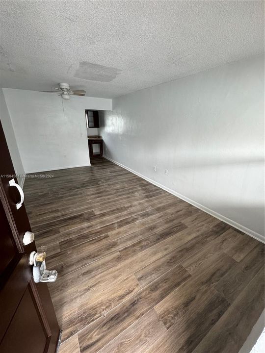 Recently Rented: $1,700 (1 beds, 1 baths, 600 Square Feet)