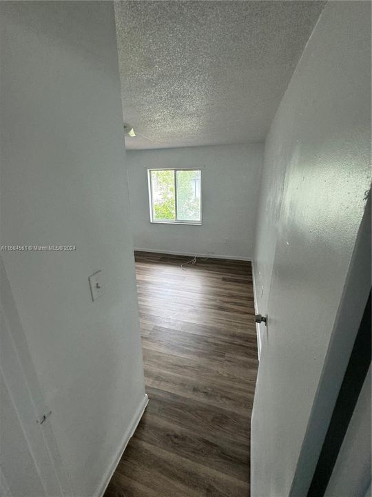 Recently Rented: $1,700 (1 beds, 1 baths, 600 Square Feet)