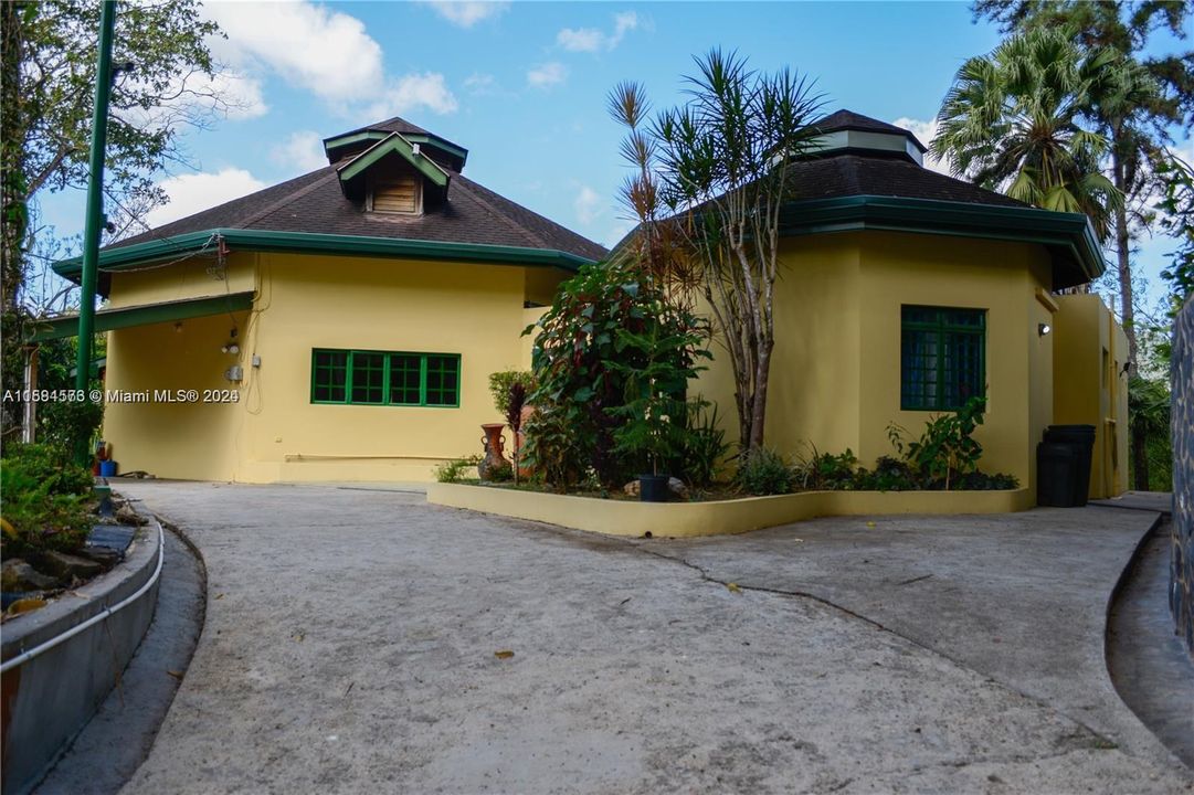 For Sale: $499,000 (3 beds, 2 baths, 0 Square Feet)