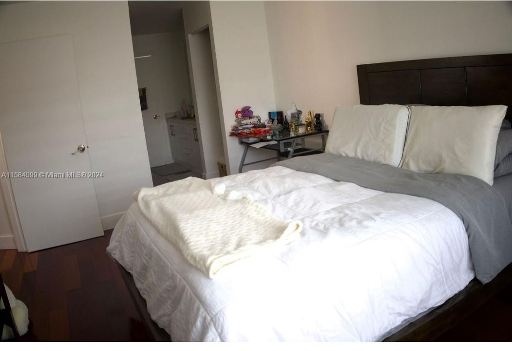 En Venta: $600,000 (4 camas, 3 baños, 1480 Pies cuadrados)