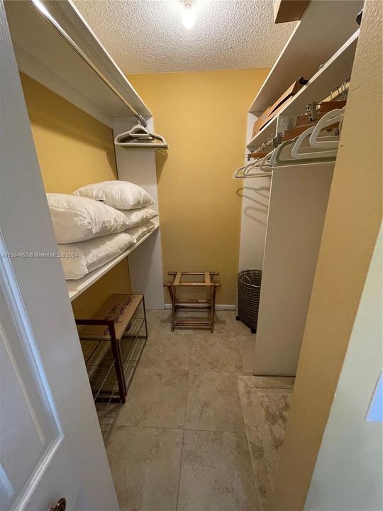 En Renta: $2,250 (2 camas, 2 baños, 1096 Pies cuadrados)