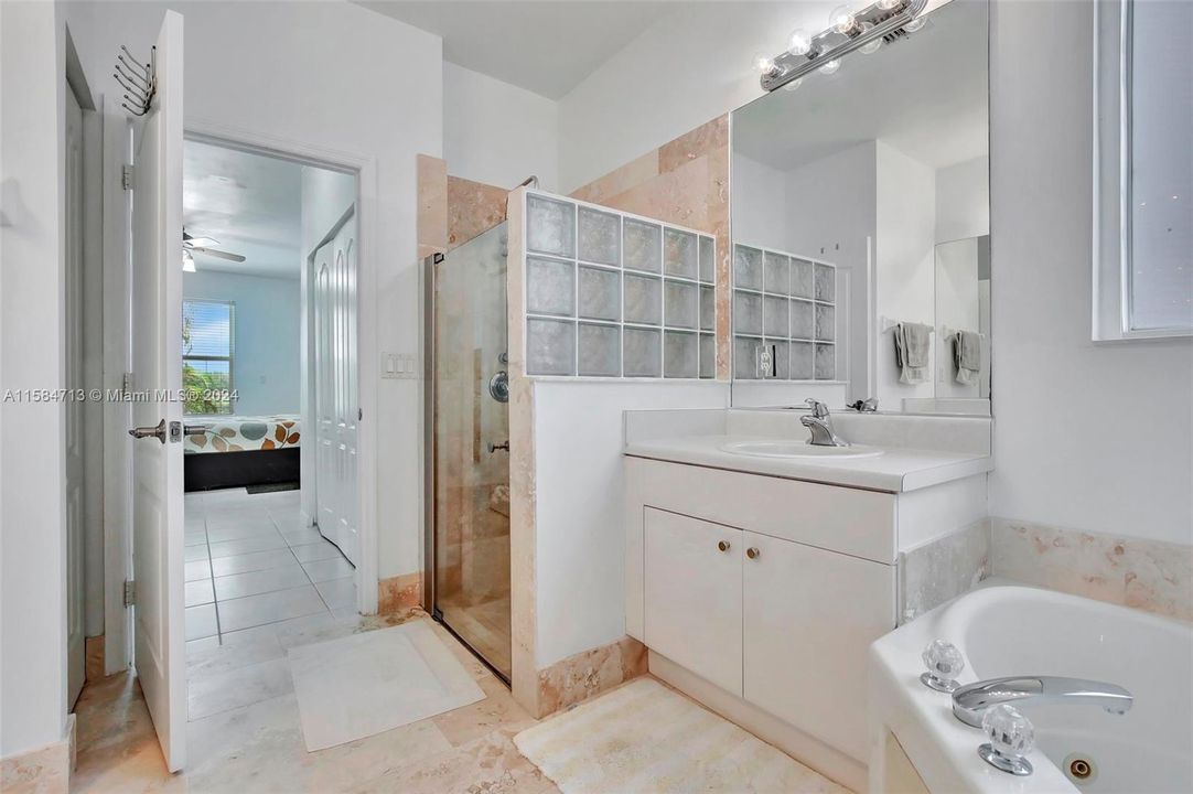 Active With Contract: $4,500 (4 beds, 2 baths, 2366 Square Feet)