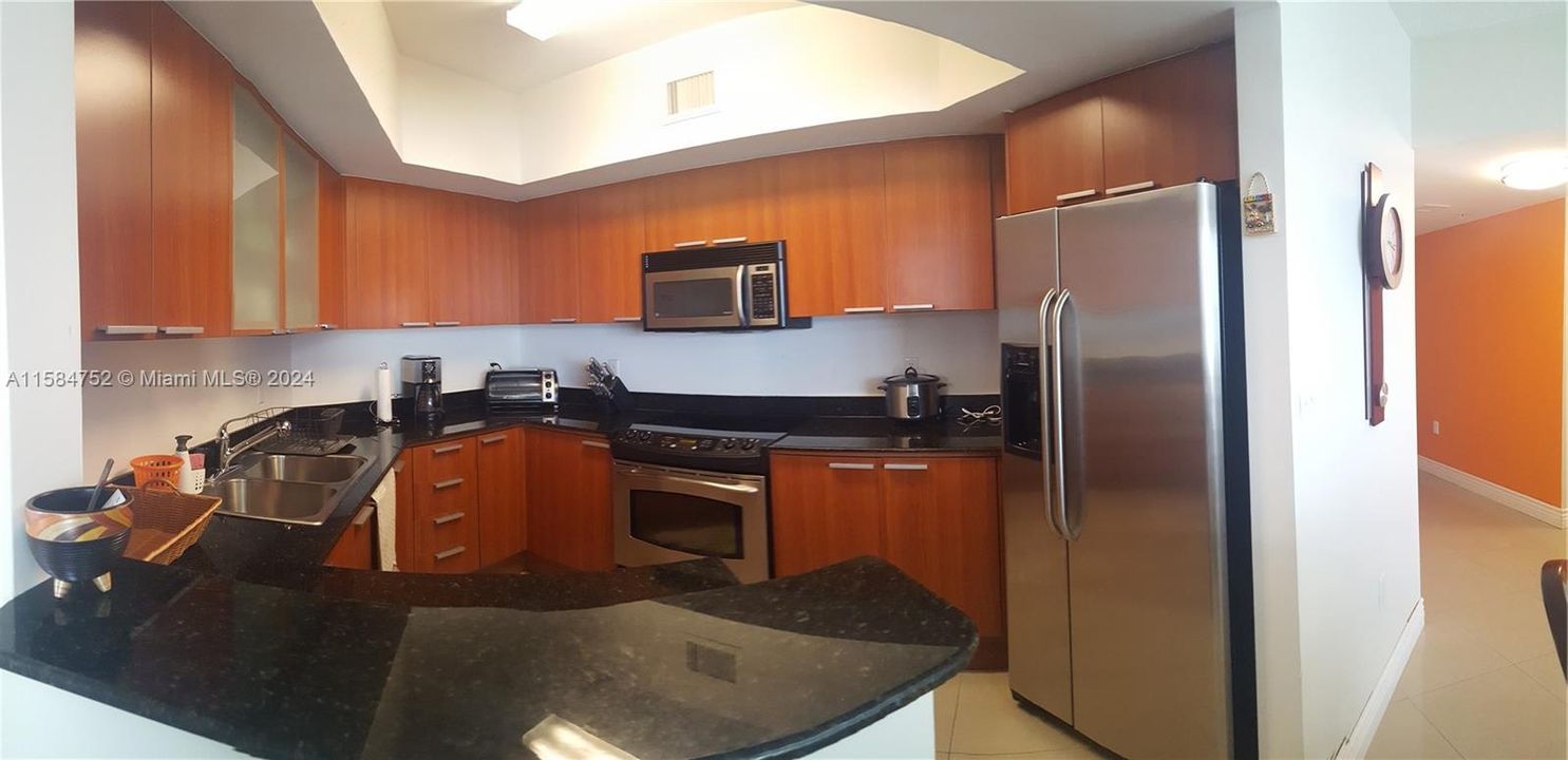 For Rent: $6,000 (3 beds, 2 baths, 1623 Square Feet)