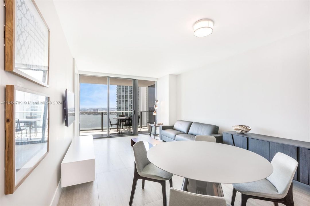 Recently Rented: $6,000 (2 beds, 3 baths, 1198 Square Feet)