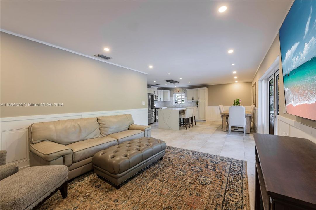 Recently Sold: $685,000 (3 beds, 2 baths, 1680 Square Feet)