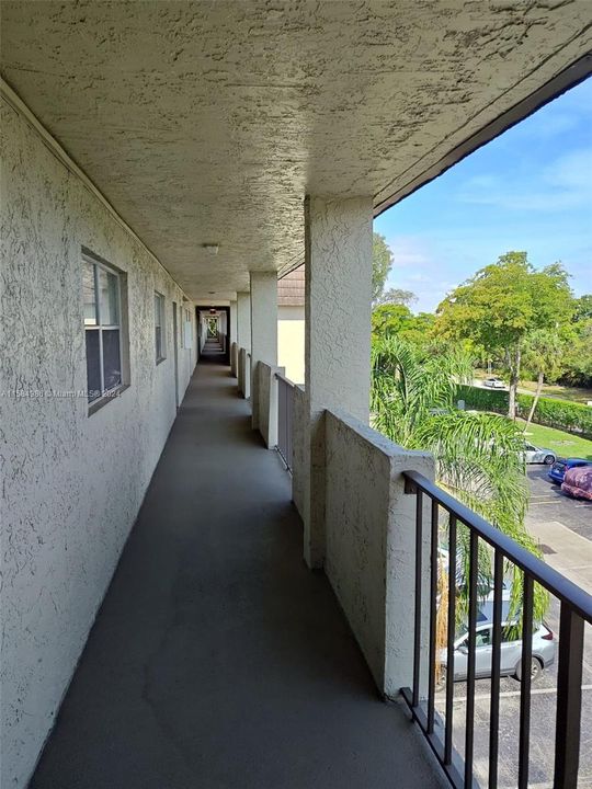 For Rent: $2,200 (2 beds, 2 baths, 1092 Square Feet)