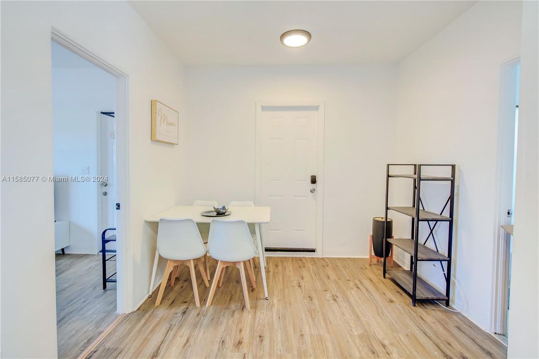 Recently Rented: $2,000 (1 beds, 1 baths, 622 Square Feet)