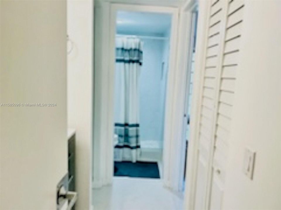 Recently Rented: $2,500 (2 beds, 1 baths, 1205 Square Feet)