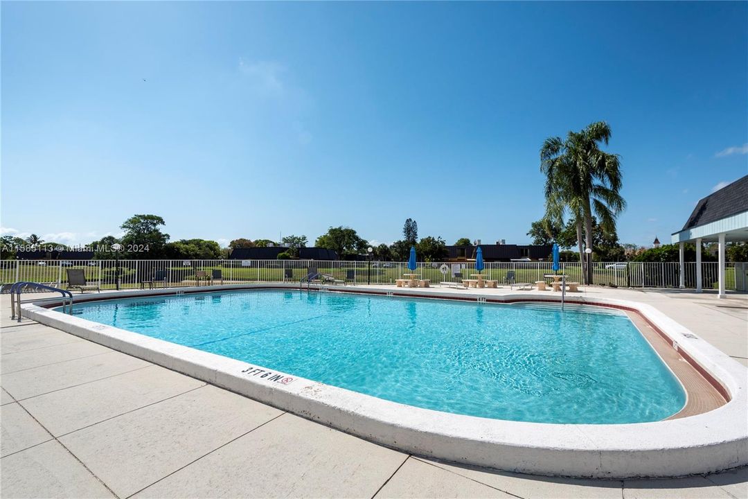 Recently Sold: $299,900 (2 beds, 2 baths, 1316 Square Feet)