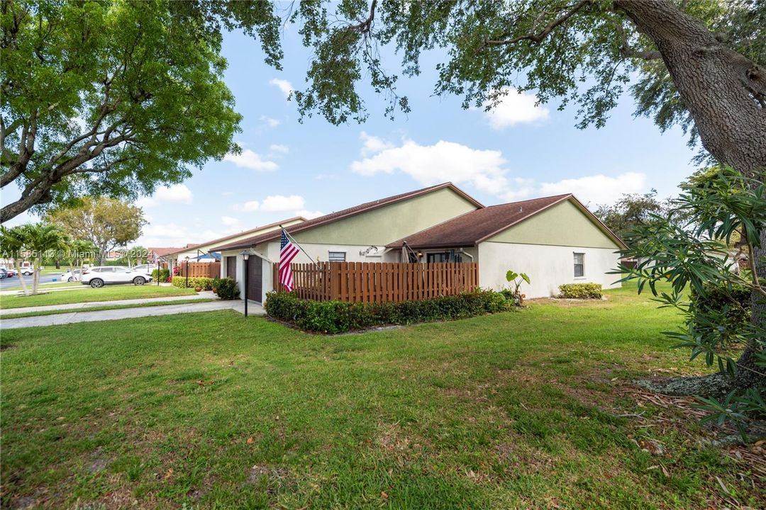 2nd bedroom used as office