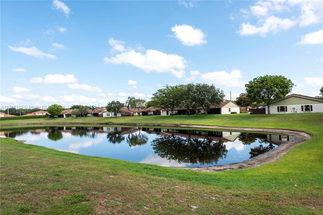 Recently Sold: $299,900 (2 beds, 2 baths, 1316 Square Feet)