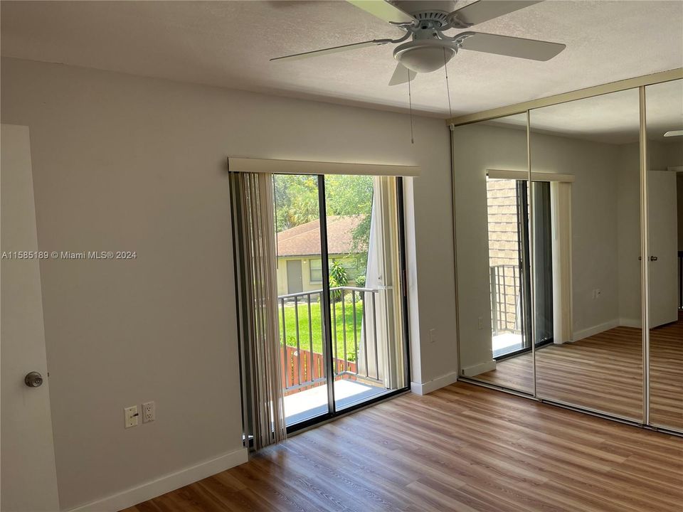 Recently Rented: $2,600 (2 beds, 2 baths, 1422 Square Feet)