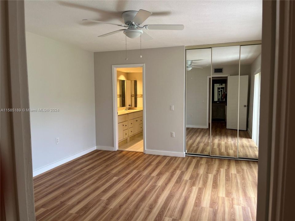 Recently Rented: $2,600 (2 beds, 2 baths, 1422 Square Feet)