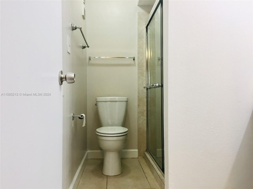 最近租的: $2,450 (2 贝兹, 2 浴室, 1053 平方英尺)