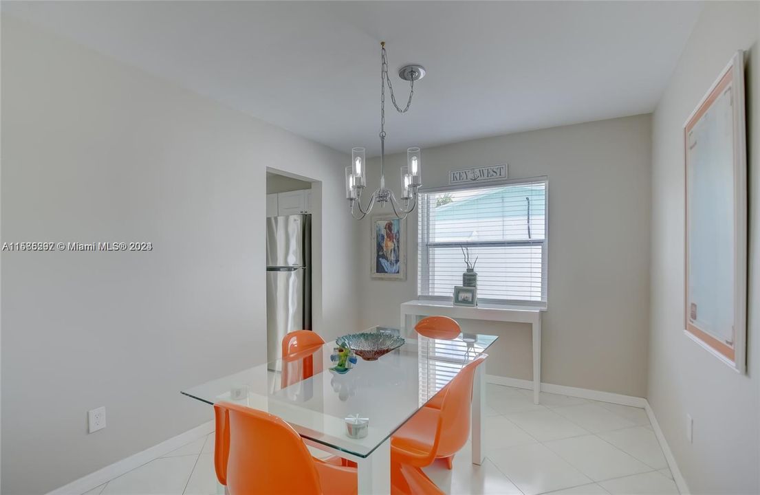 Active With Contract: $3,500 (3 beds, 2 baths, 1364 Square Feet)