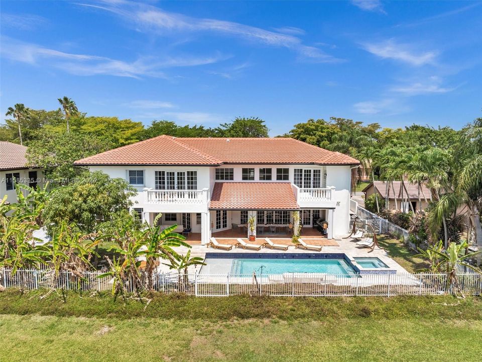 Recently Sold: $1,759,000 (8 beds, 5 baths, 5693 Square Feet)
