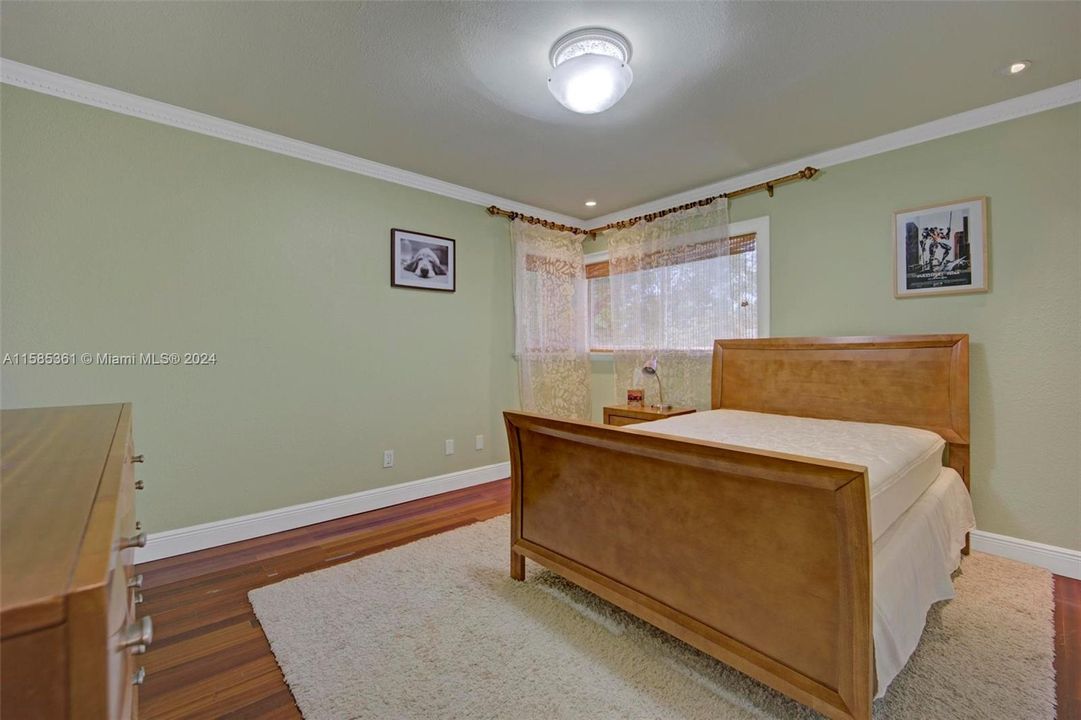 Недавно арендовано: $6,500 (3 спален, 2 ванн, 1919 Квадратных фут)