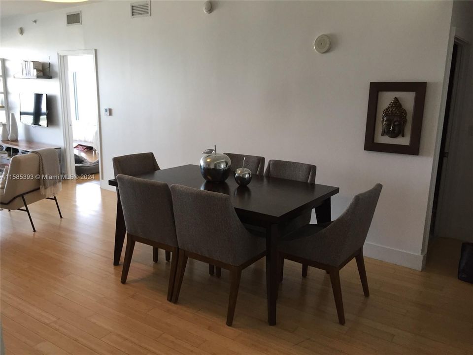 Recently Rented: $4,200 (2 beds, 2 baths, 1158 Square Feet)