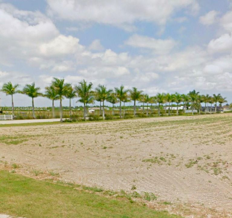 En Venta: $509,999 (4.12 acres)