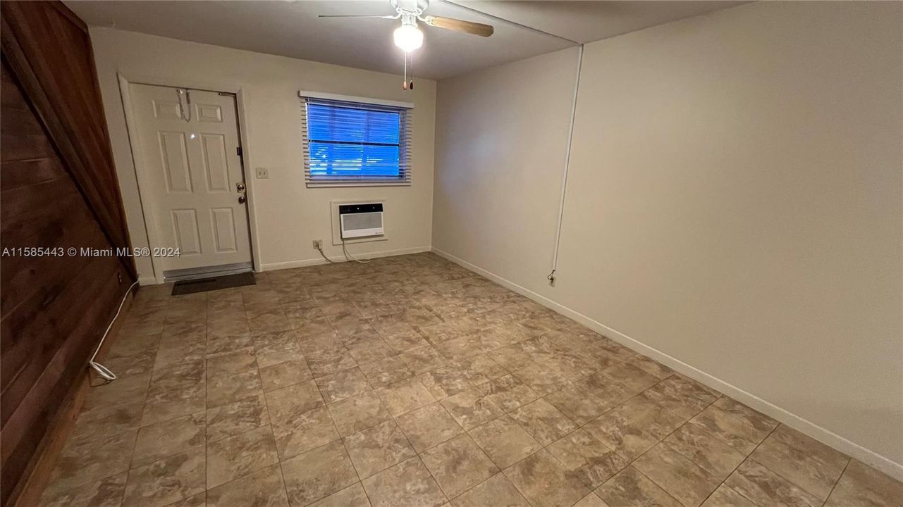 For Rent: $1,550 (1 beds, 1 baths, 510 Square Feet)
