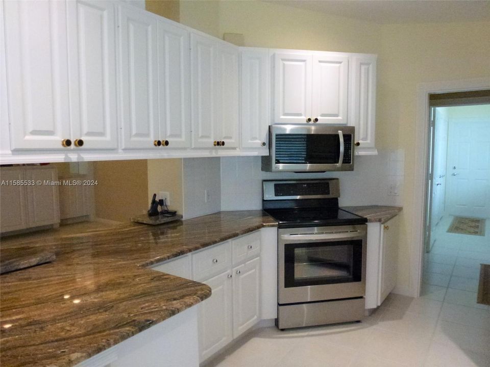 For Rent: $3,000 (2 beds, 2 baths, 1526 Square Feet)