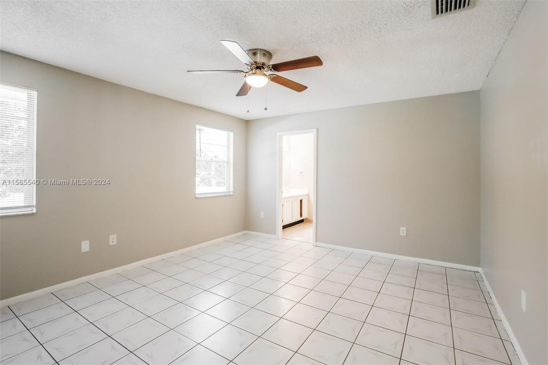 Active With Contract: $3,565 (4 beds, 2 baths, 1866 Square Feet)