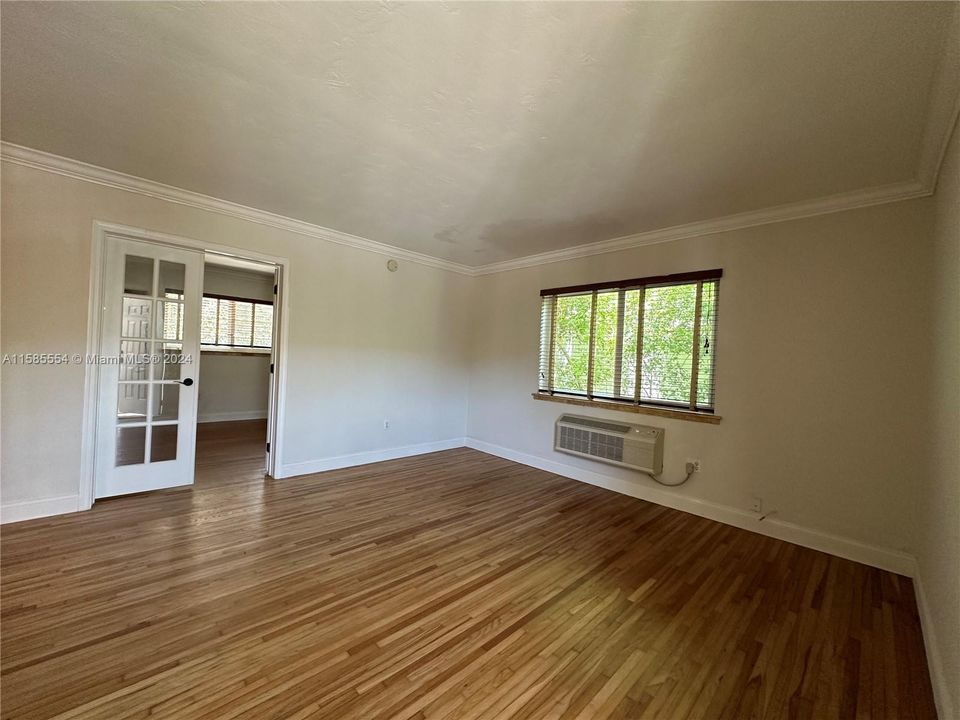 Recently Rented: $2,000 (1 beds, 1 baths, 541 Square Feet)