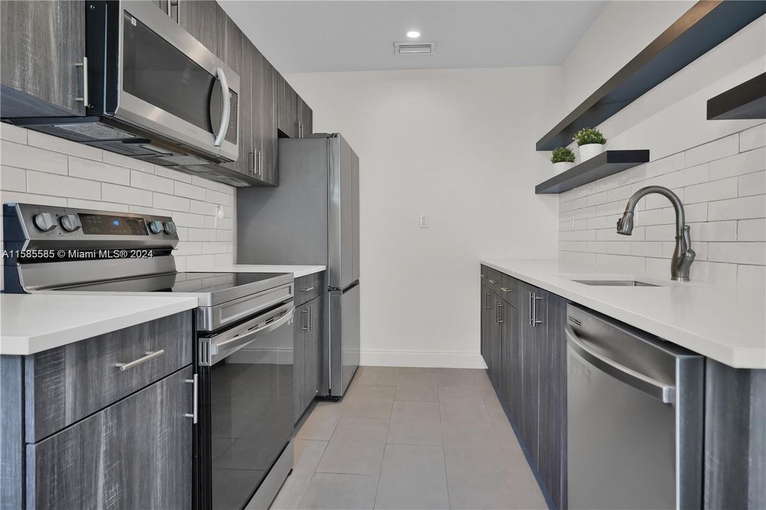 For Rent: $3,400 (3 beds, 2 baths, 2311 Square Feet)