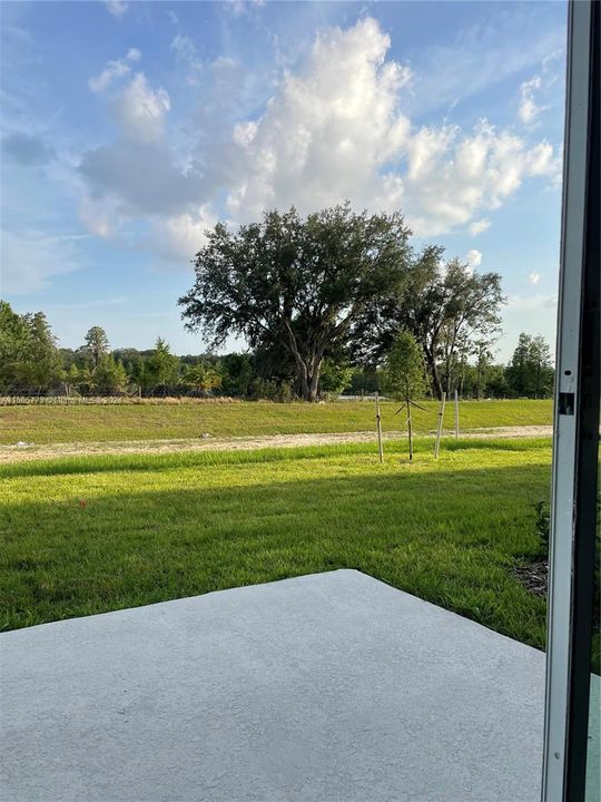 Recently Rented: $2,000 (3 beds, 2 baths, 1689 Square Feet)