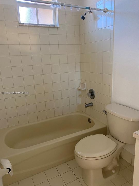出租: $3,800 (3 贝兹, 2 浴室, 1511 平方英尺)