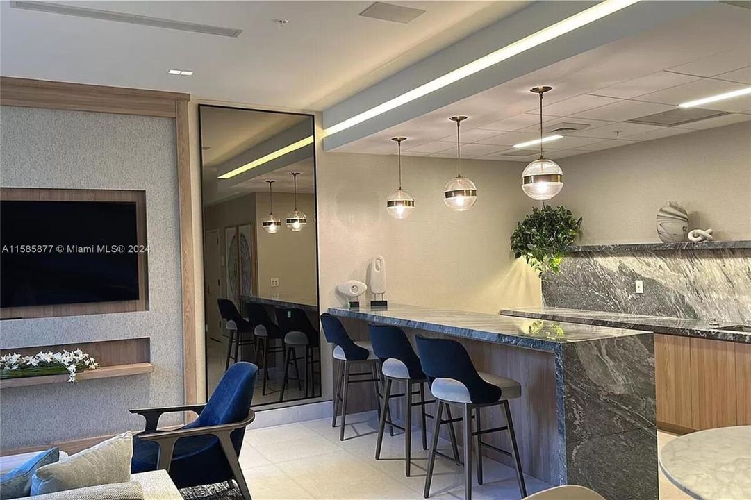 Недавно арендовано: $7,699 (3 спален, 2 ванн, 1640 Квадратных фут)