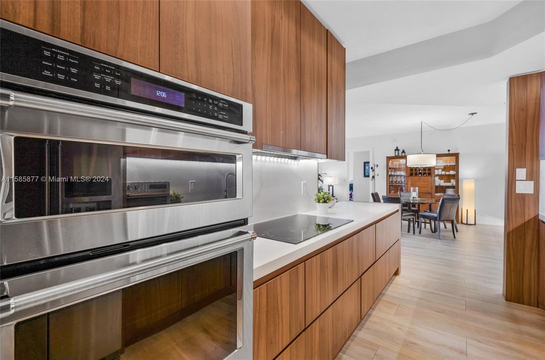 Недавно арендовано: $7,699 (3 спален, 2 ванн, 1640 Квадратных фут)