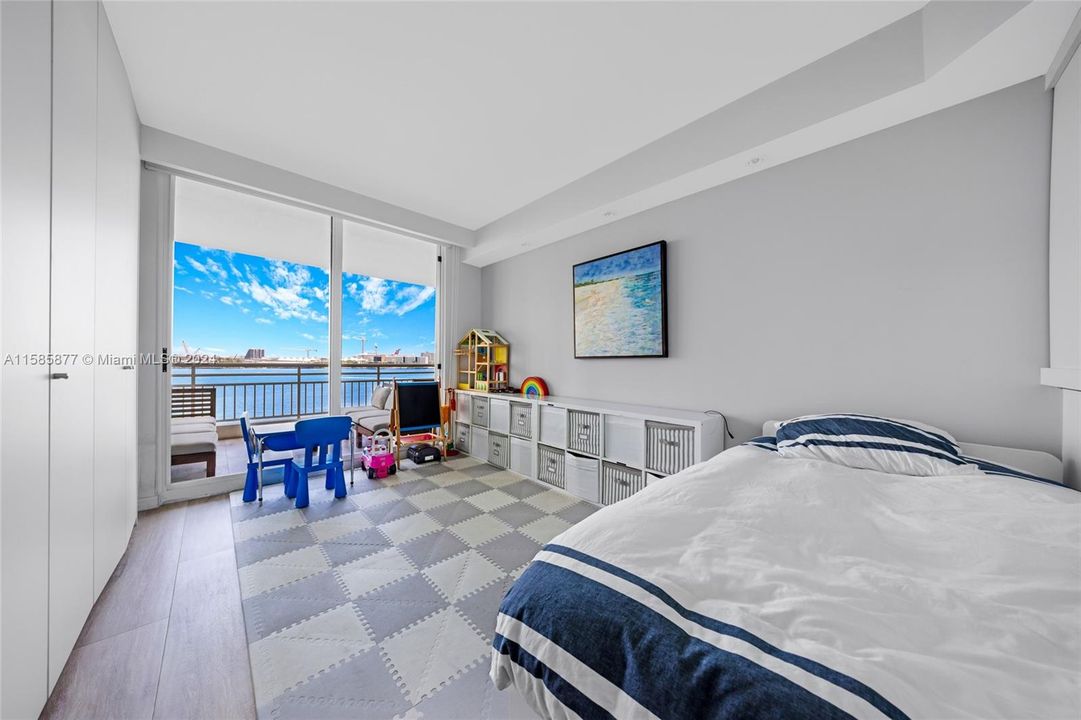 Недавно арендовано: $7,699 (3 спален, 2 ванн, 1640 Квадратных фут)