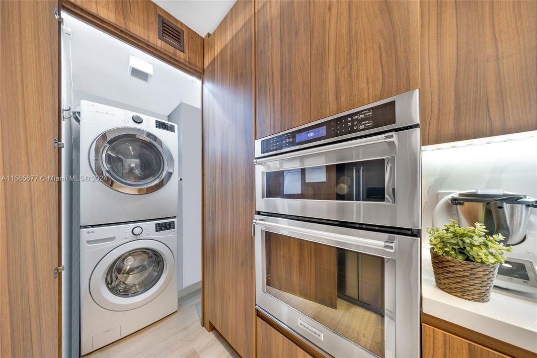 Недавно арендовано: $7,699 (3 спален, 2 ванн, 1640 Квадратных фут)