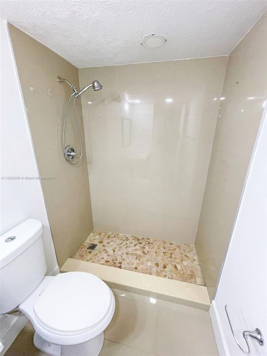 出租: $2,600 (3 贝兹, 2 浴室, 1203 平方英尺)