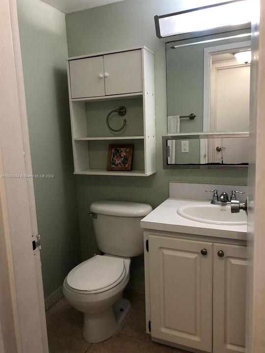 Recently Rented: $1,700 (1 beds, 1 baths, 673 Square Feet)