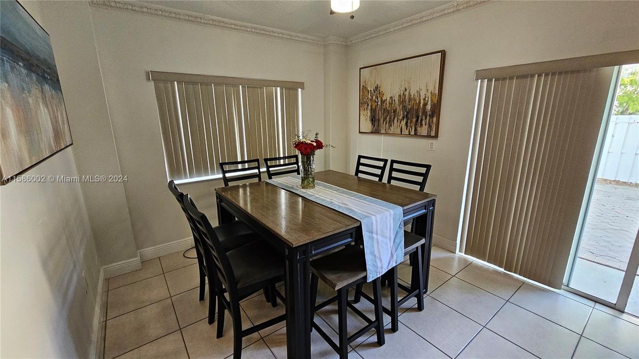 Recently Rented: $3,500 (4 beds, 3 baths, 1613 Square Feet)