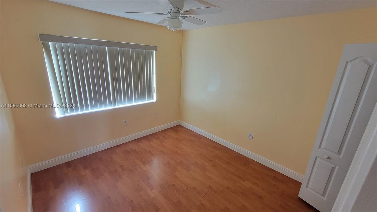 Recently Rented: $3,500 (4 beds, 3 baths, 1613 Square Feet)